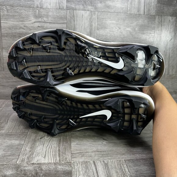 Nike Alpha Menace Strong Men's size 15 White Black Football Cleats DA5453-101 - Picture 7 of 8